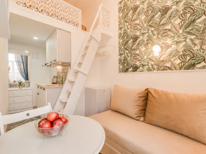 Апартаменты Sokroma Фонтанный Дом 3