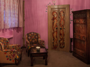 Отель Luxury House