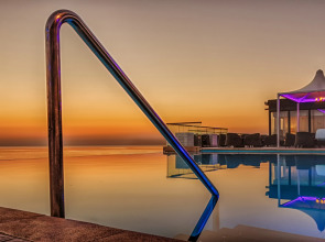 Отель AX The Palace