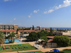 Отель Jacaranda Apartments