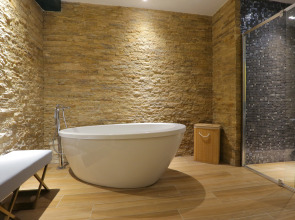 Отель Marjan Plaza