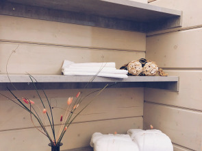 Отель Water House