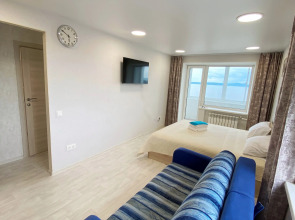 Апартаменты на проспекте 100летия 46а с видом на море