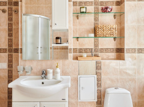 Квартира GM Apartments Стильная Трехкомнатная в Доме на Набережной