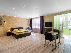 Апартаменты West39 на Шахматной 4В