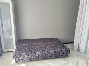 Апартаменты Sokol на набережной в пешей доступности к самому центру