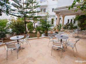 Отель  Residence Romane