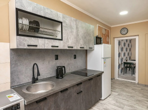 Апартаменты Трехкомнатные в самом центре города на Фокина 19