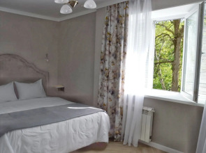 Квартира у озера