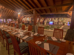 Курортный отель The Palms