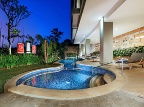 Отель Neo Denpasar