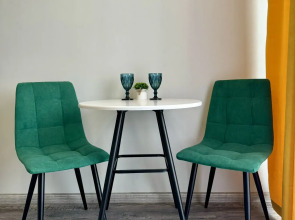 Апартаменты для Двоих с Кинопроектором