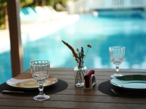 Отель Александр