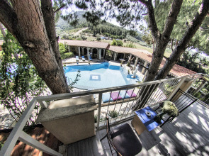 Отель Atillas Getaway Holiday Resort