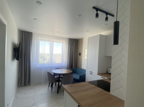 Квартира с балконом на бульваре 75 летия Победы 1