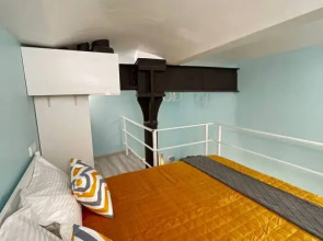 Двухуровневая студия Bright Yellow на Электрозаводской