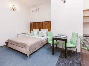 Апартаменты №3 у отеля DoubleTree by Hilton