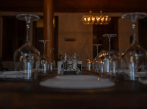 Отель Belmondo Suites