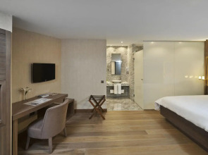 Boutique Saint Sophia Hotel