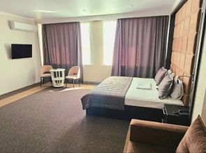 Отель Меридиан