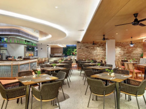 Отель Harper Kuta