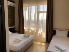 Гостевой дом Лоо-Санрайз