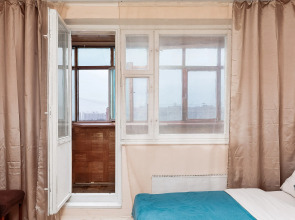 Апартаменты Просторная квартира на 4-х метро Марьино