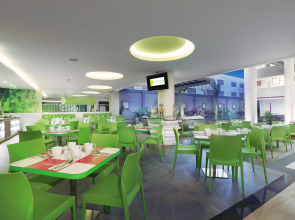 Отель Favehotel Sunset Seminyak