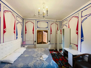 Отель Chor Minor 90 м до cтарого города мы готовы к осеннему празднику