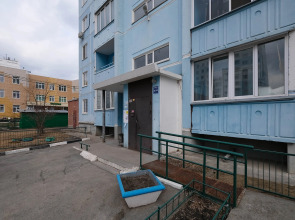 Квартира рядом с Мнтк им. Федорова и Ск Заря