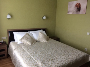 Отель Аврора