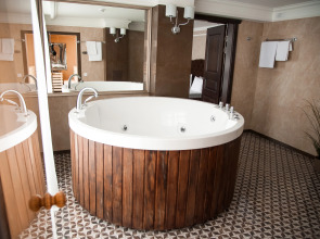 Бизнес Отель Континент