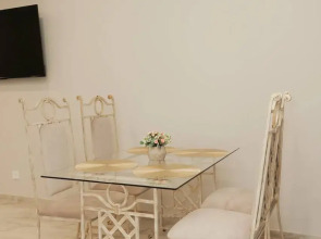 Апарт-отель Astoria Apartments