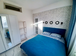 Квартира Апарты с 2 спальнями рядом с подьемником