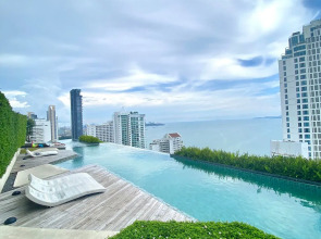 Апартаменты Baan Plai Haad Wongamat