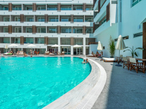 Отель Castellum Suites