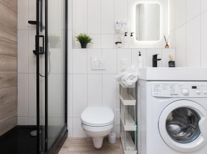 Квартира Яркая студия рядом с набережной и кондиционером