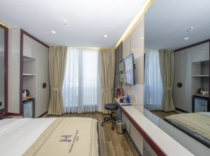 Отель Heaven Premium Airport