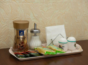 Апартаменты однокомнатные (117) Серебровская 91