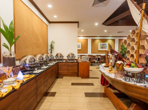 Отель Hulhule Island