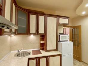 Квартира Уютно как дома на улице Рыленкова 9А