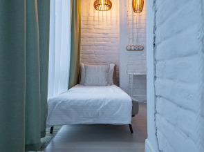 Апартаменты в Центре на Невзоровых 7 Сова-Дом