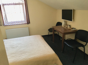 Отель Алекс Хаус