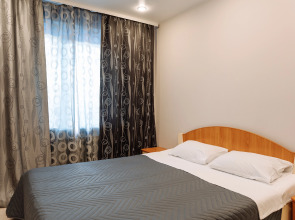 Апартаменты 9 ночей на Островского 5