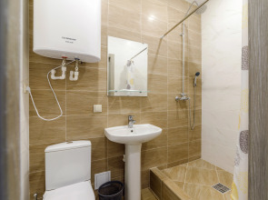 Отель Платон