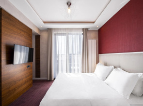 Отель Crystal Hotel Belgrade