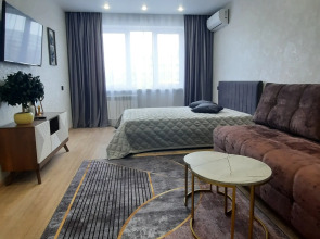 Квартира Двухкомнатная на Александрова 18