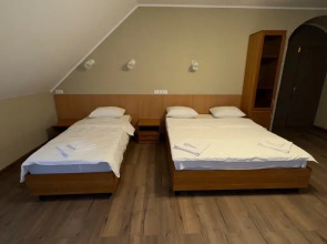 Отель Аристократъ