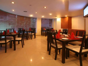 Отель Octave Maldives