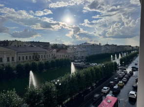 Квартира Комфортное Жилье в Центре Города с Видом на Реку Булак